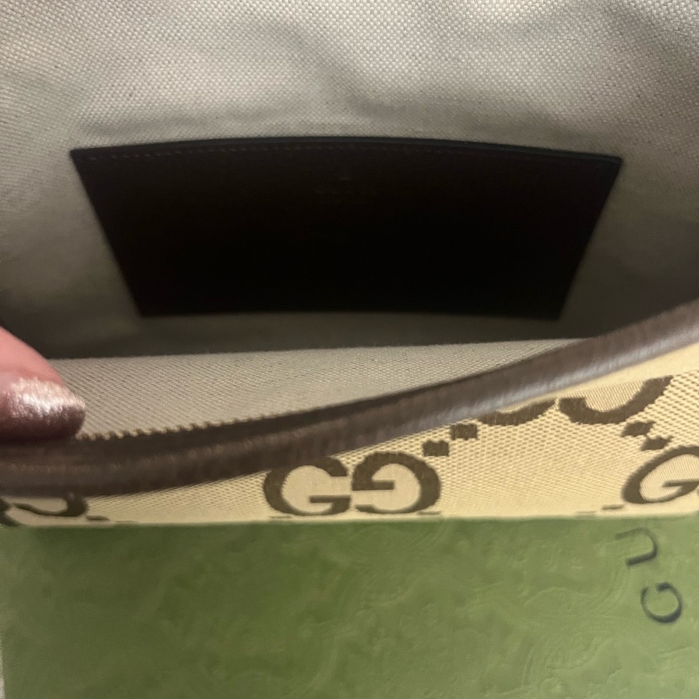 Gucci Beige and Brown GG Canvas Pouch - Picture 3 of 11